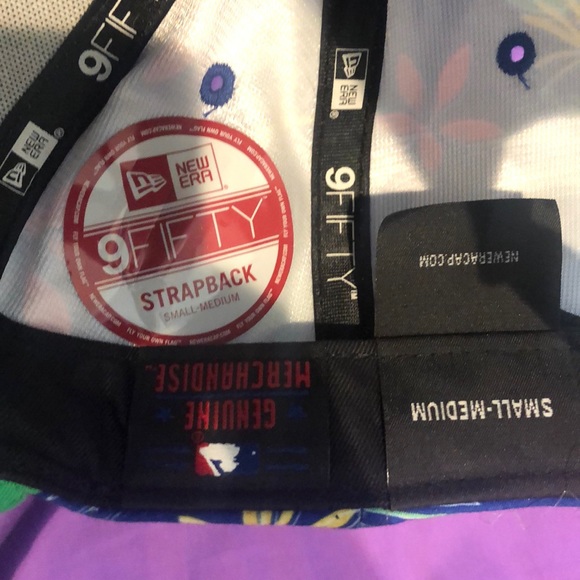 New era Yankee hat - Picture 3 of 4